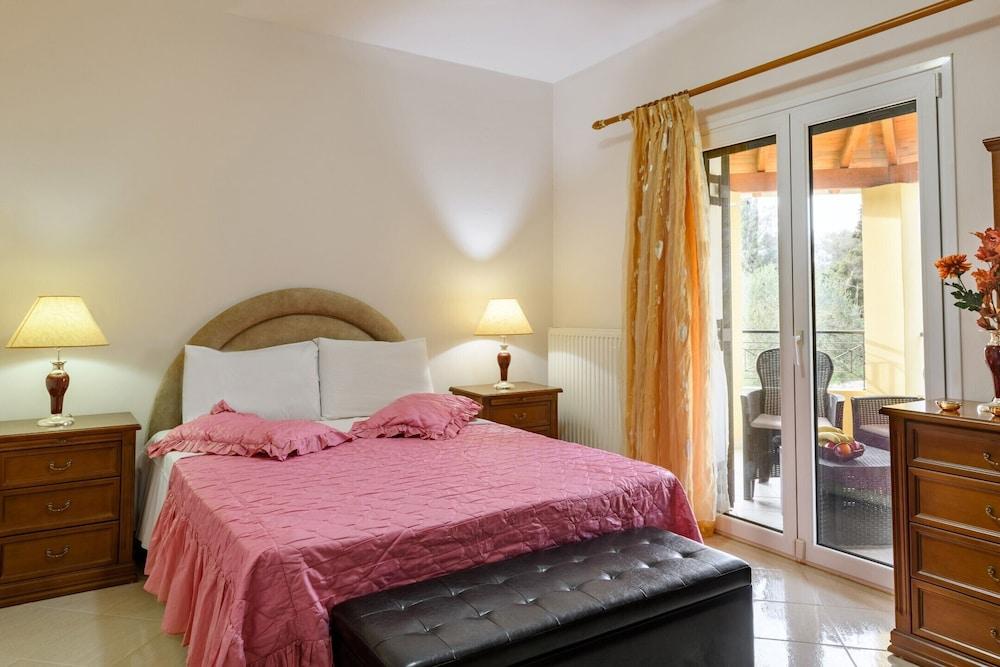 Villa Danae by CorfuEscapes