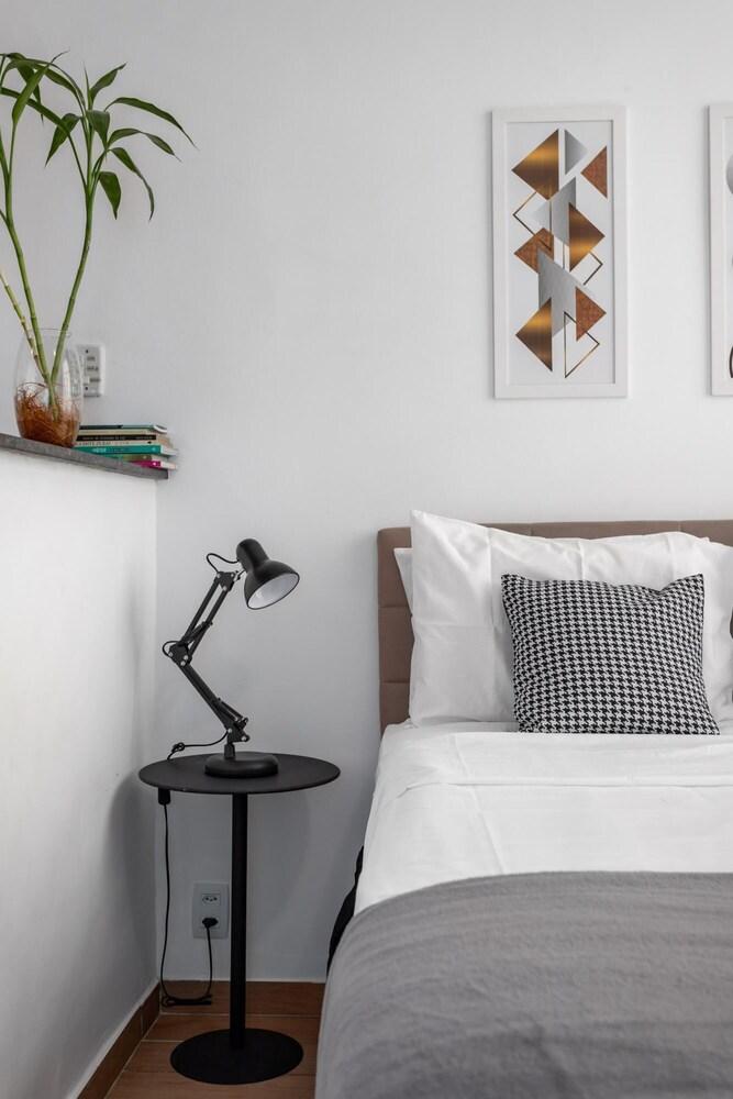 Beauty in Copacabana Studio Pfa403