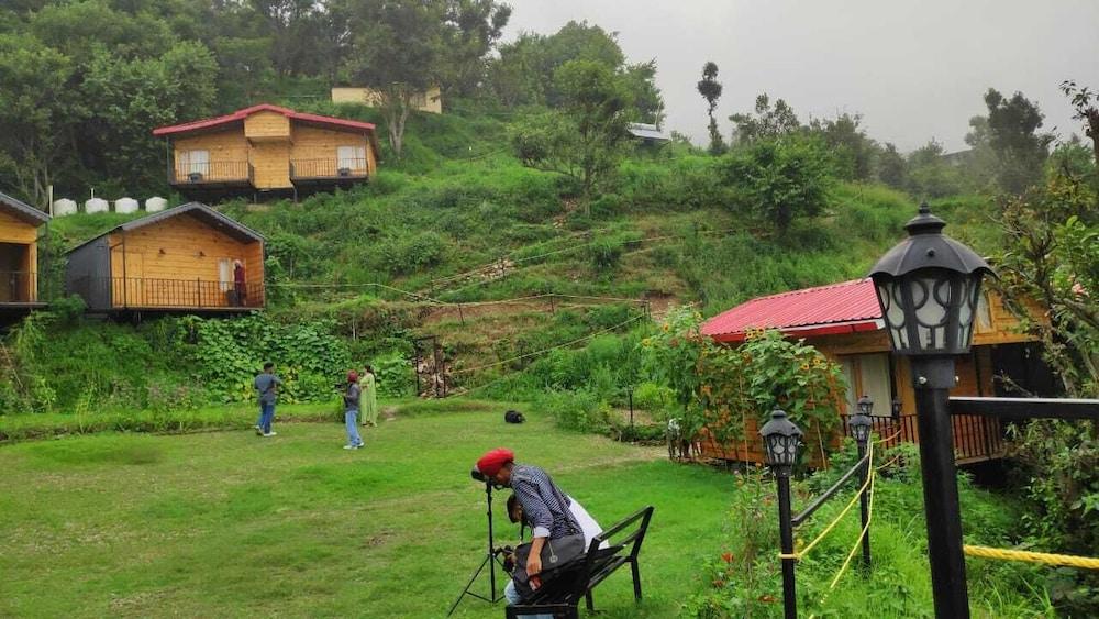 Minikins - Resorts & Restaurant