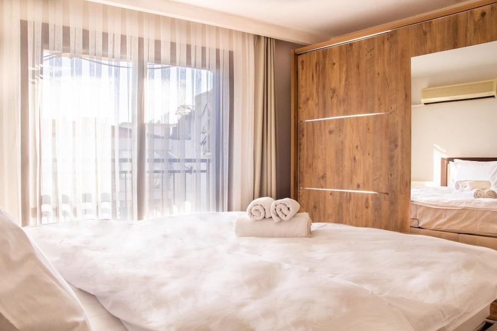 Magnificent Flat With Jacuzzi in Karsiyaka