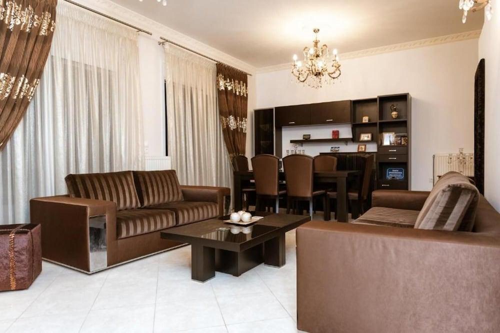 Vosinakis House in Volos