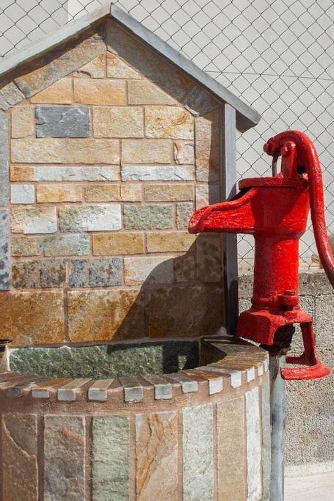 Aethra House in Agria Volou