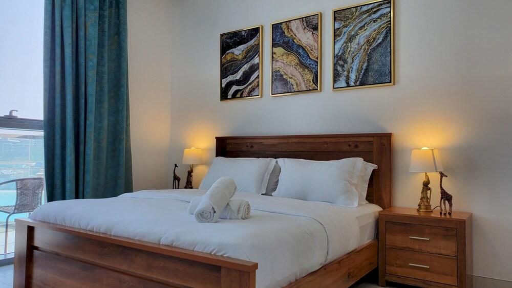 Lavish 1bedroom in District 1