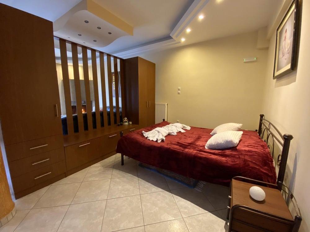 Dora Seaside Home Volos