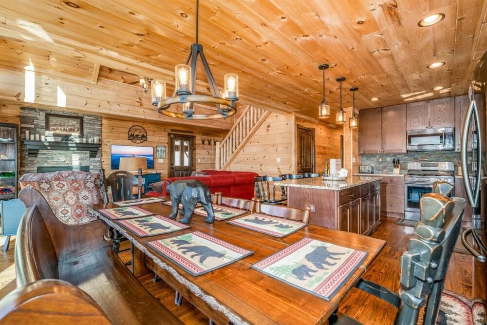 Little Mountain Lodge