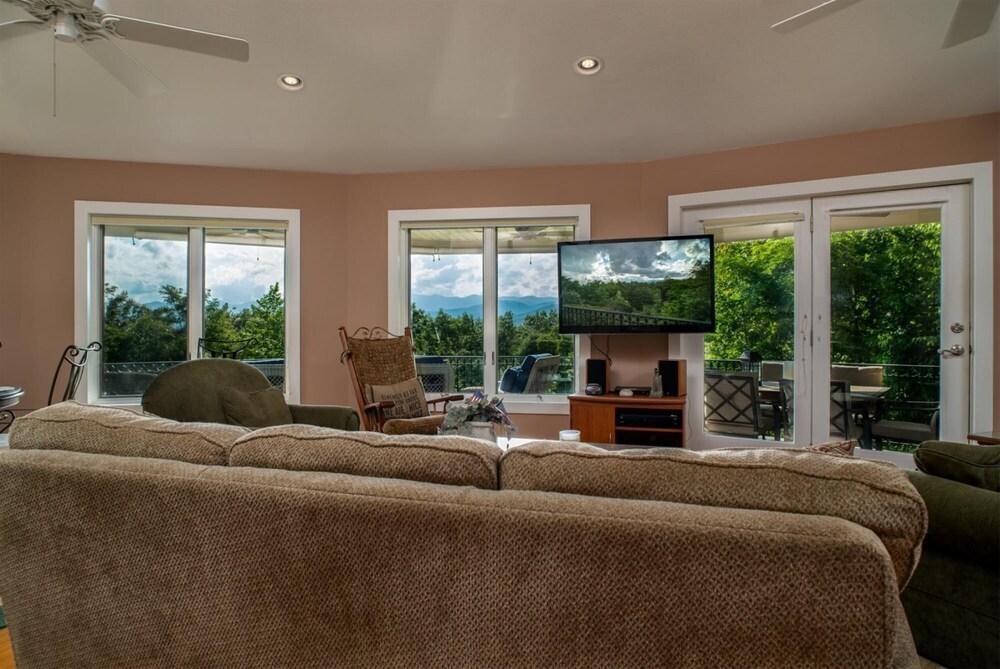 Pisgah Mountain House