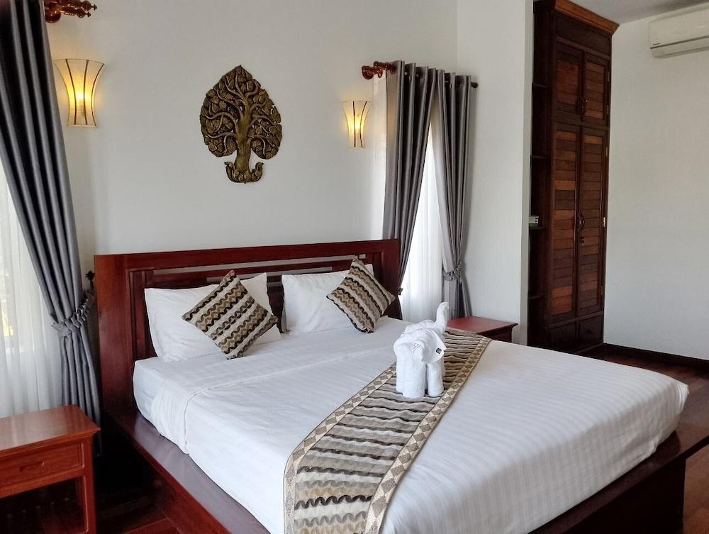 D'Central Khmer Villa
