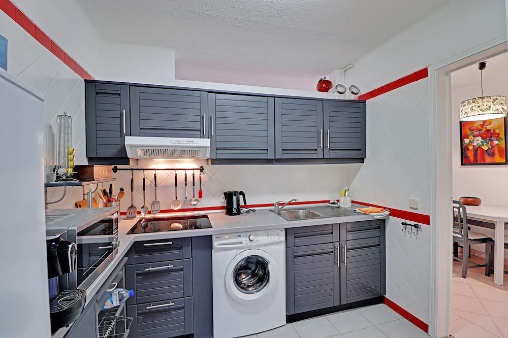 Vilamoura Stylish With Pool by Homing