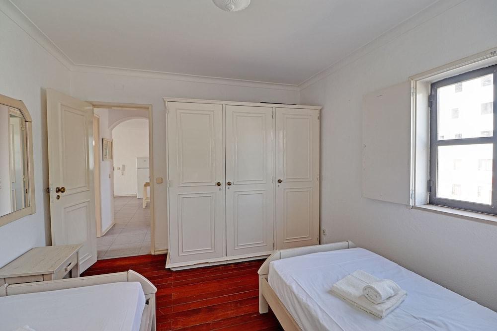 Vilamoura Central 1 by Homing