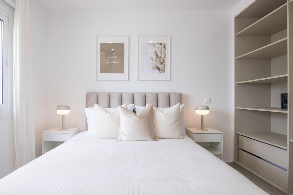 Limnaria 134: Seaview Modern Flat