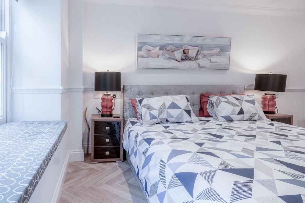 The Cwtch - 2 Bedroom Apartment - Tenby