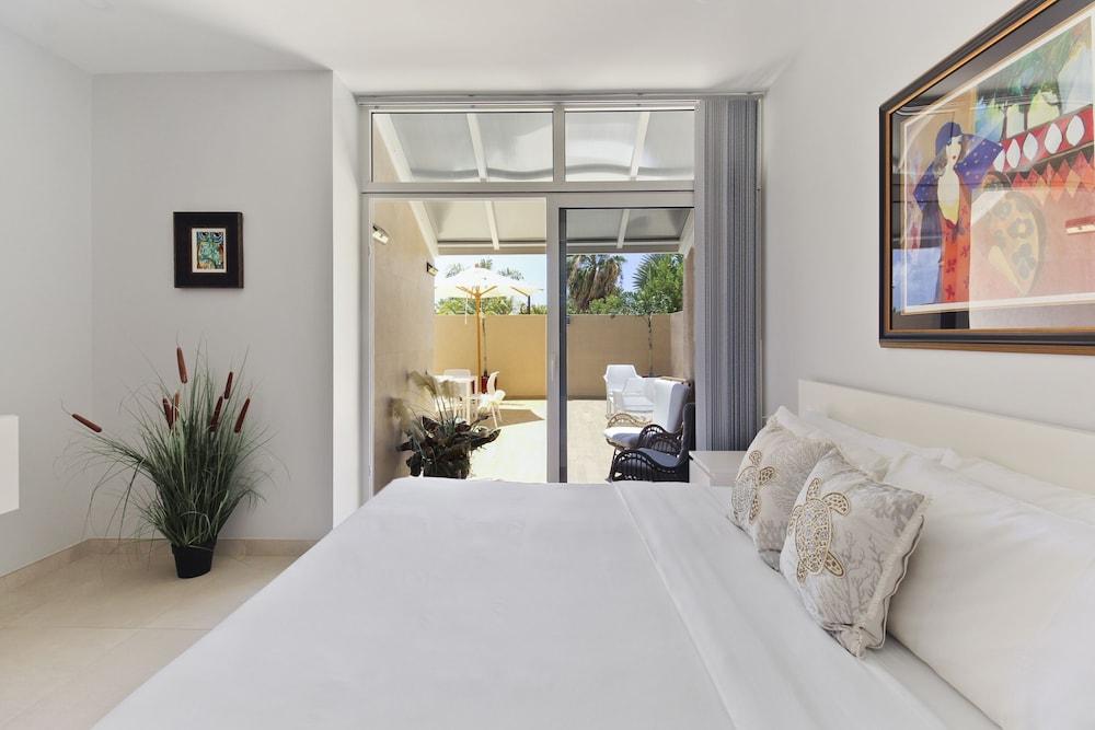 Bocobay Aracari Condo Hotel