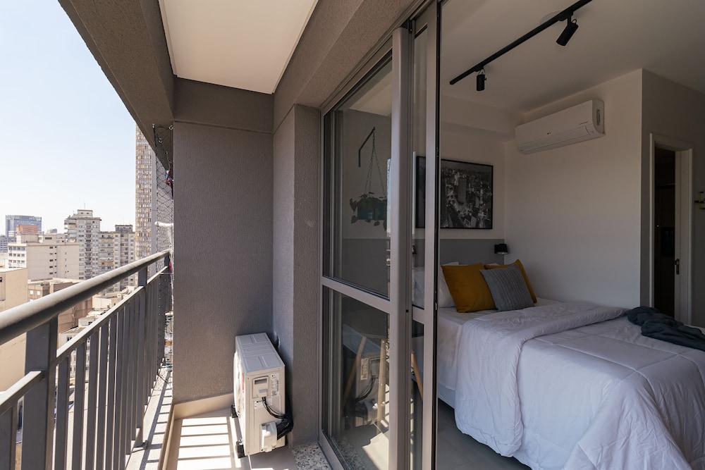 Vossa Bossa Think Republica