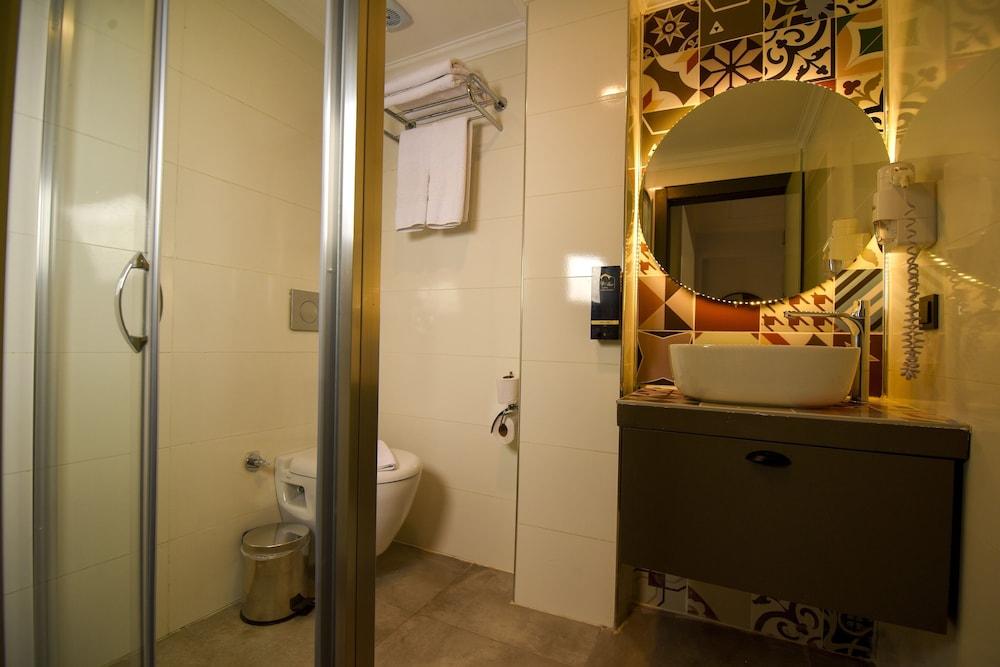 Spacious Flat with Balcony KARAGOZLUM