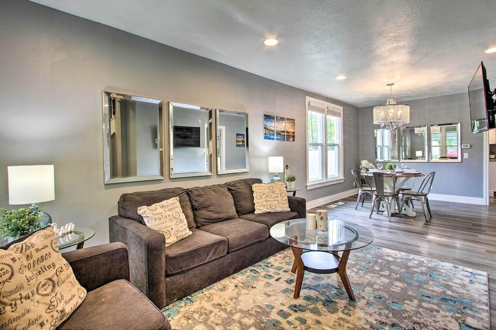 Updated Great Falls Home w/ Fire Pit, Deck & Yard!