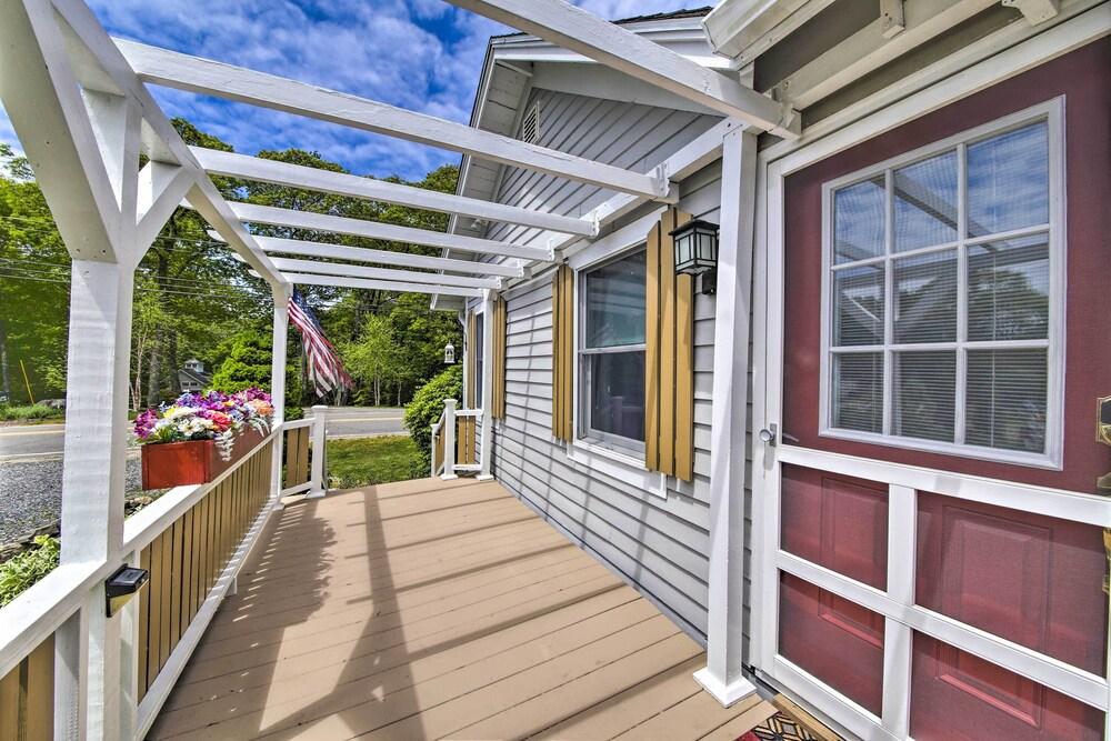 Charming East Boothbay Cottage w/ Large Yard!