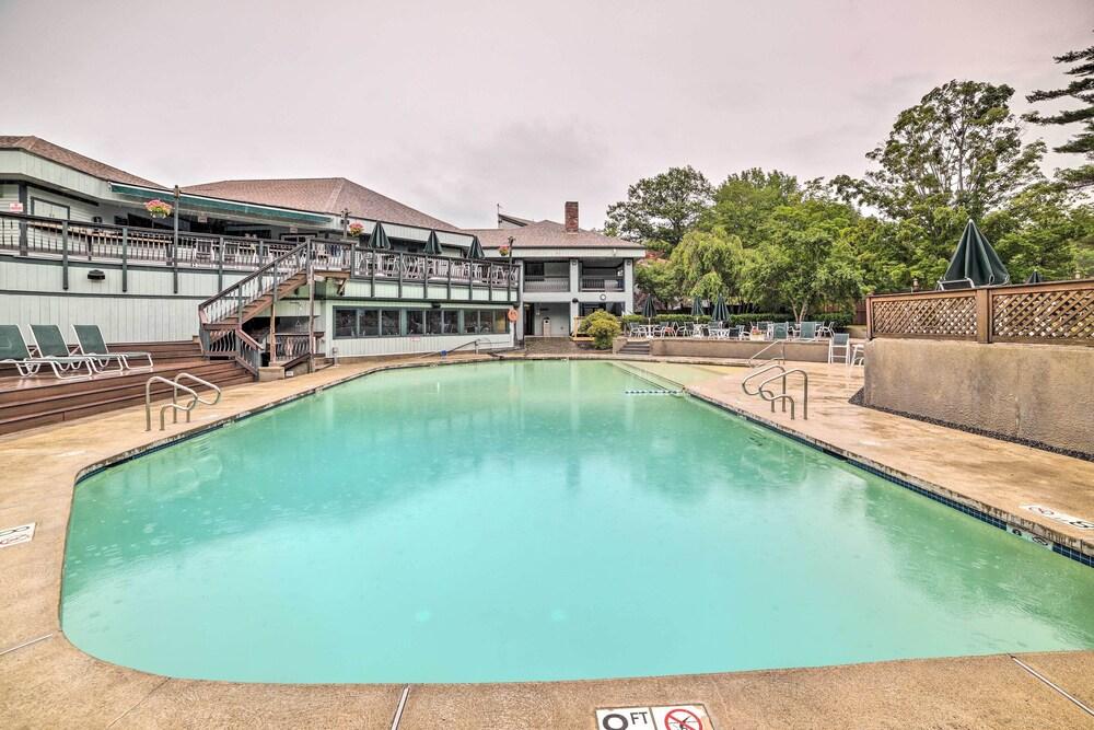 Cozy Campton Townhome w/ Sprawling Mtn Views