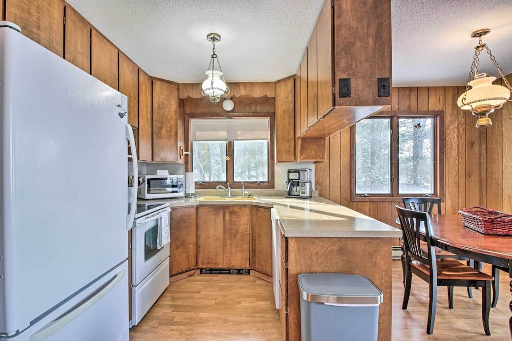 Cabin Getaway w/ Private Dock, Walk to Trail!