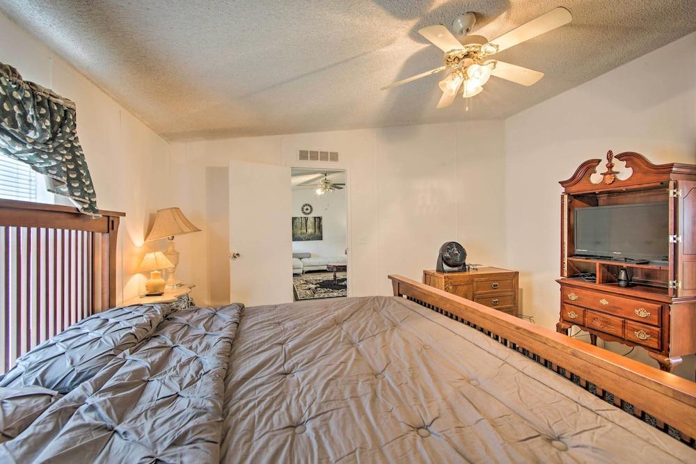 Quitman Home w/ Covered Deck + Lake Access!