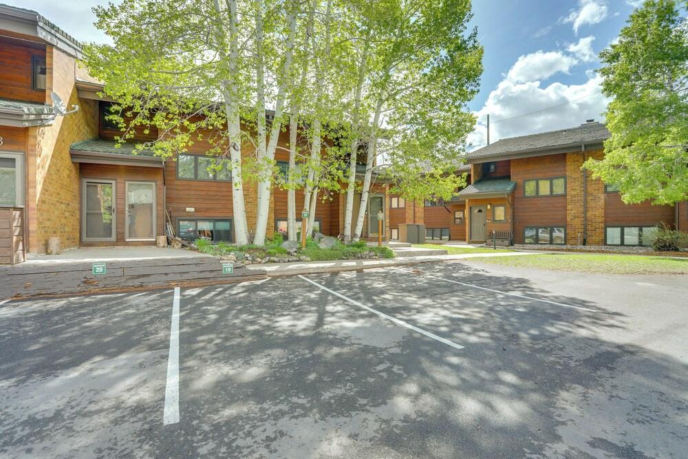 Eagle-vail Hideaway w/ Golf, Ski, and More!