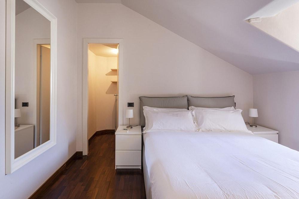 Garibaldi Attic in Genova