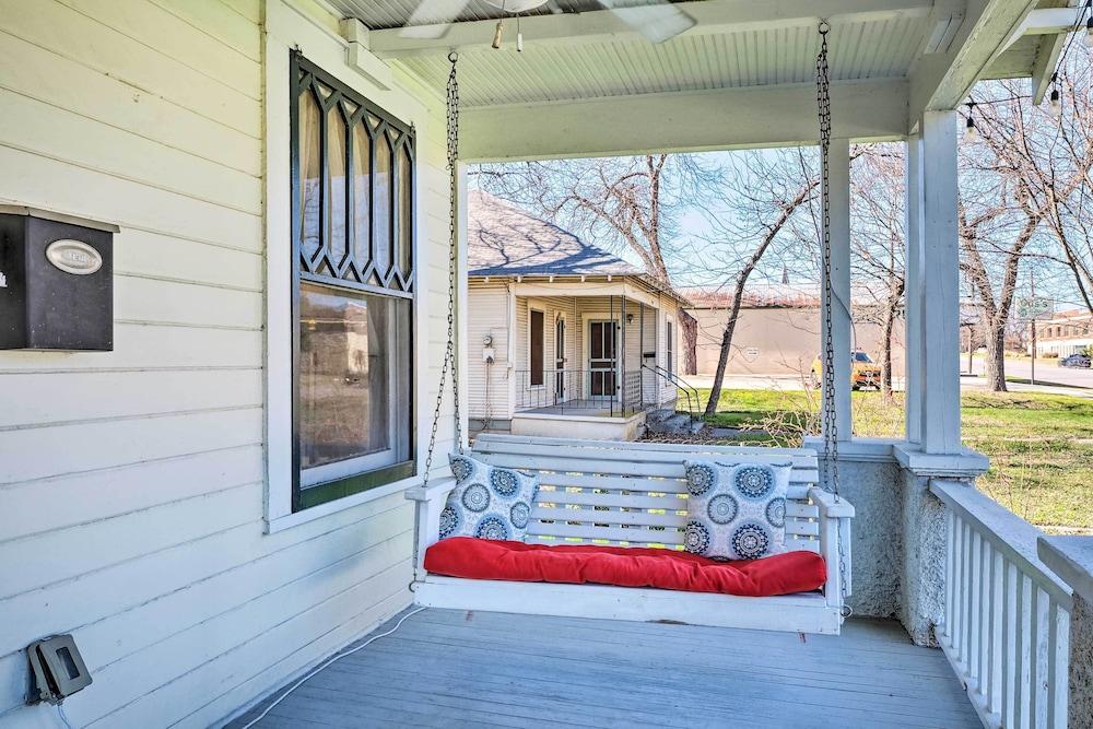 Georgetown Vacation Rental Close to Town Square!