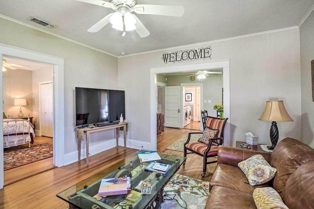 Georgetown Vacation Rental Close to Town Square!