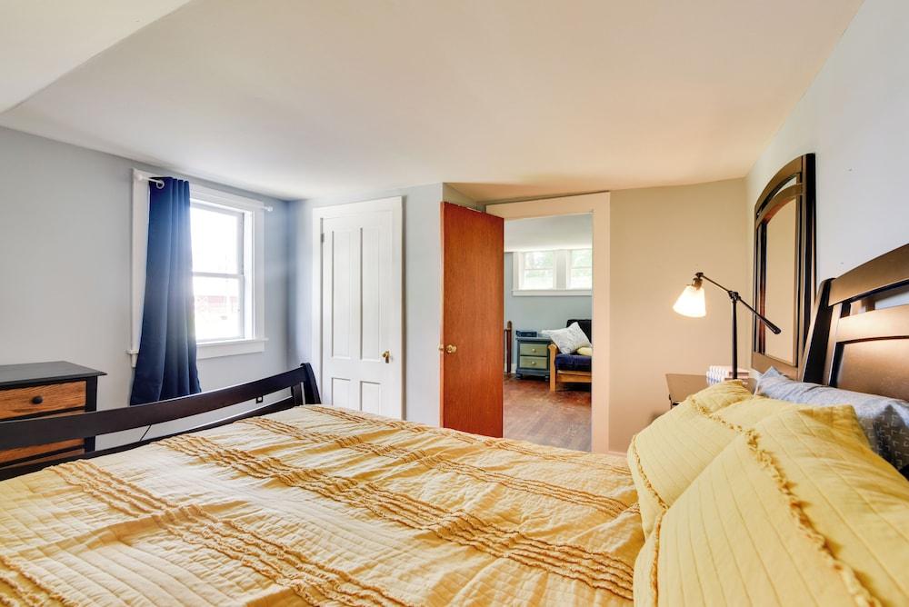 Lakefront Retreat w/ Shared Dock & Fire Pit!