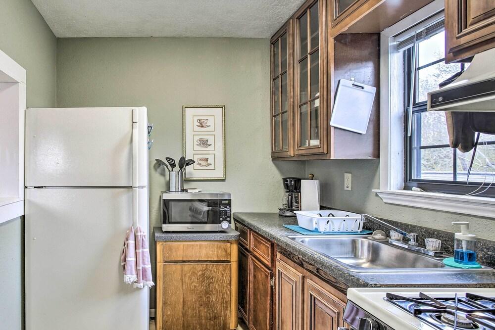 San Leon Villa: Walk to Restaurant & Beach!