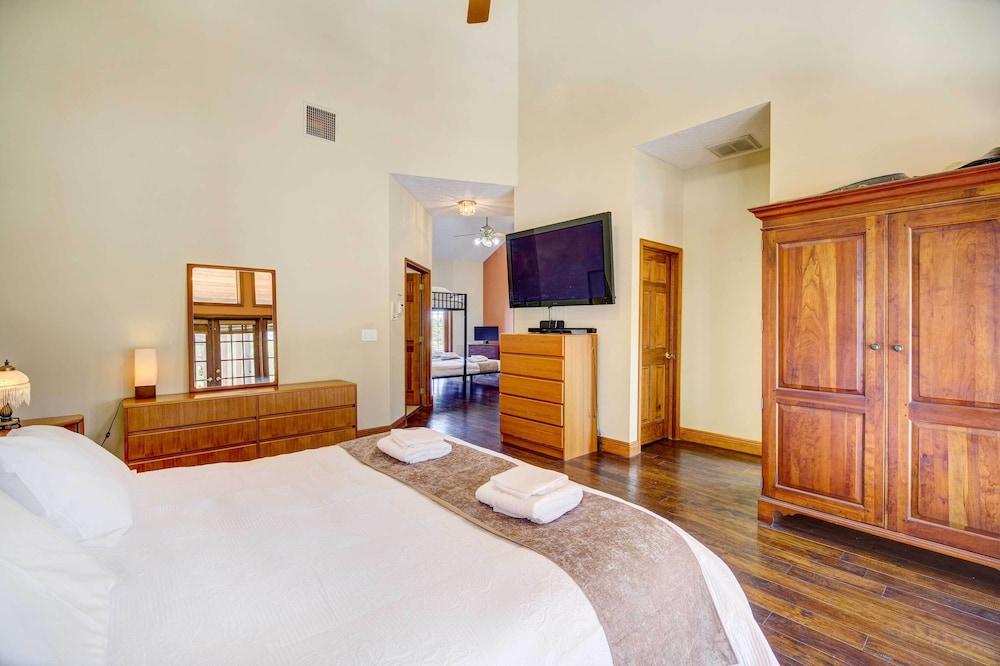 Spacious Merritt Island Home: Private Pool & Dock!