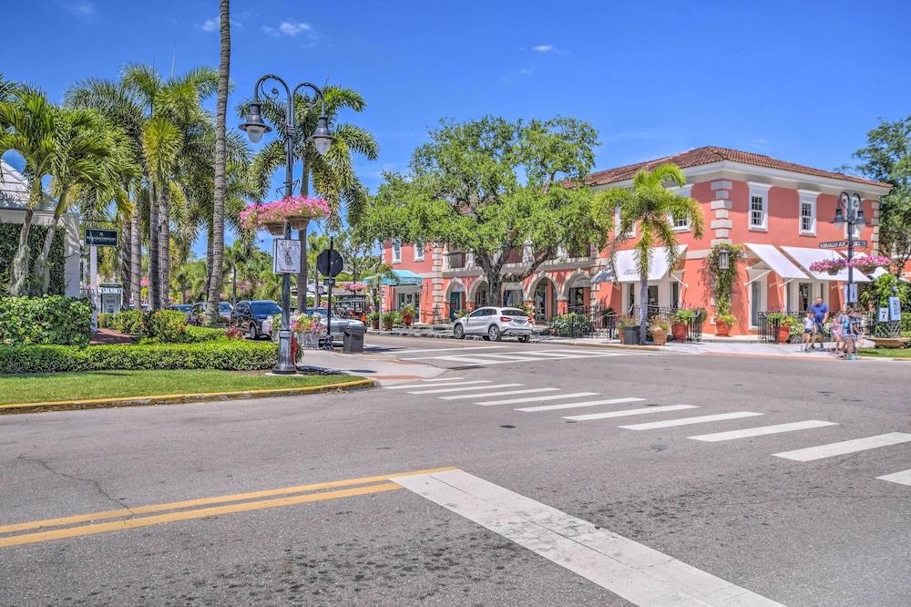 Updated Dtwn Naples Condo: Across From Beach!