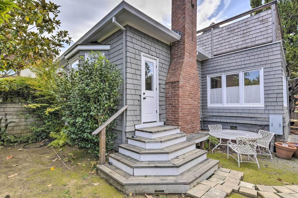 Historic Mill Valley Cottage w/ Mountain View