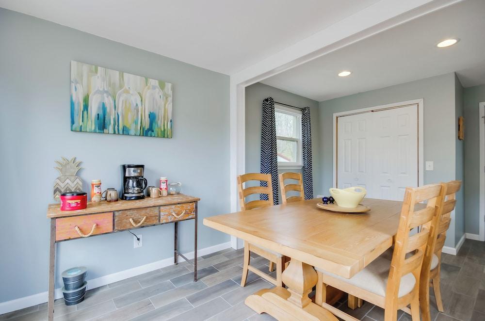 Dock & Furnished Deck: Lakefront Gravois Mills Gem