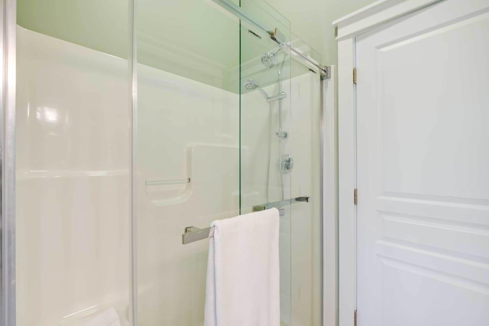 Oceanfront Prospect Harbor House w/ Deck, View