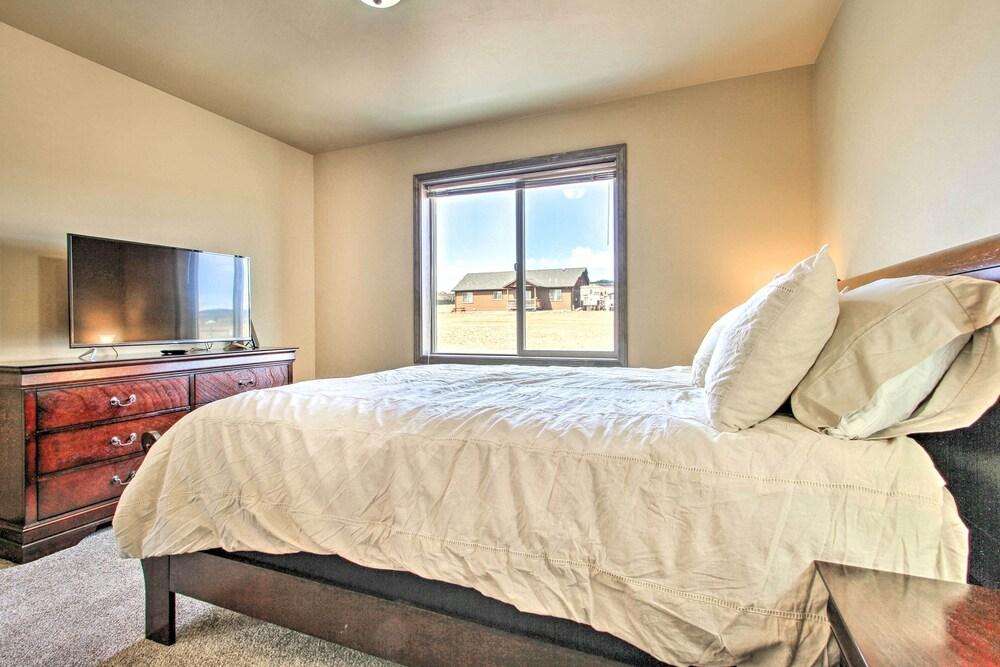 Spacious & Secluded Helena House 5 Miles Downtown!