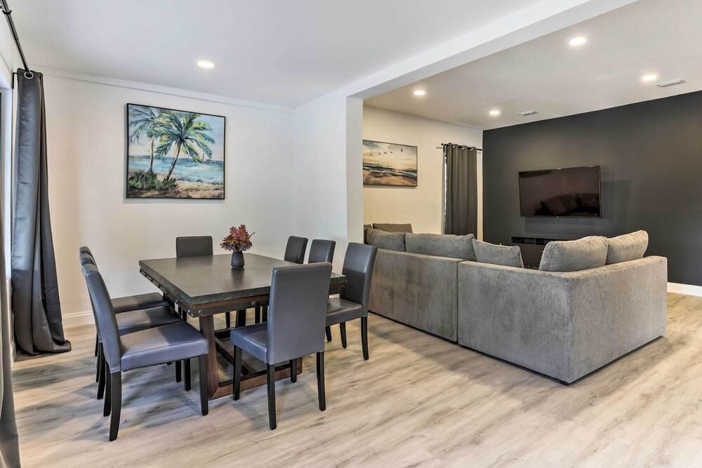 Spacious Miami Getaway ~ 8 Mi to South Beach!