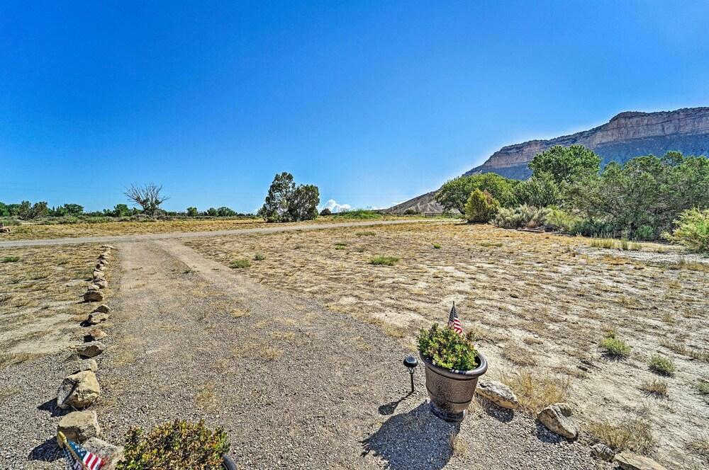 'boho Bliss' Tiny Home w/ Fireplace, Fire Pit