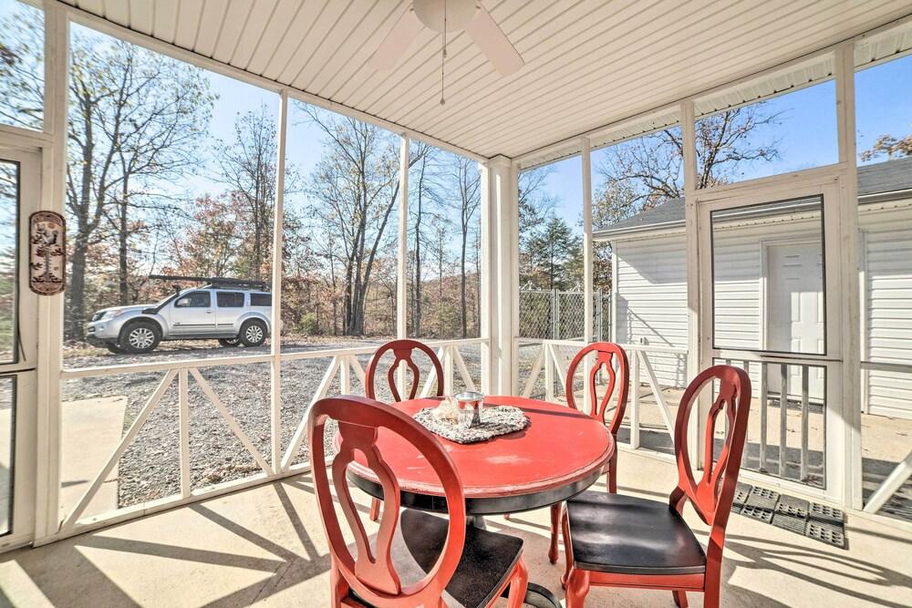 Country-chic Home w/ Fire Pit, Steps to Lake!