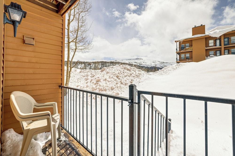 Timberbrook Village Condo: Community Pool, Hot Tub