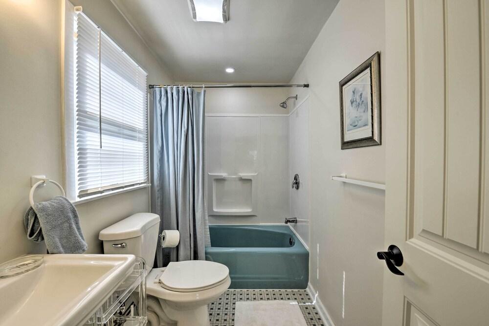 Central Margate City House - Walk to Beach!