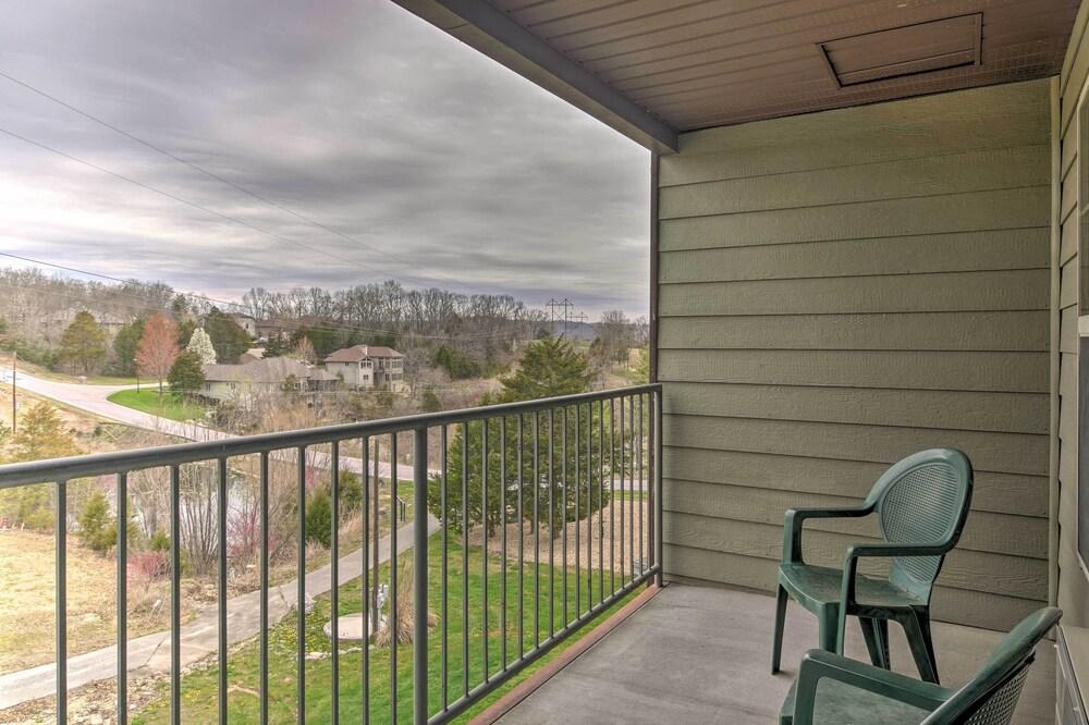 Ideally Situated Stone Bridge Studio Condo!