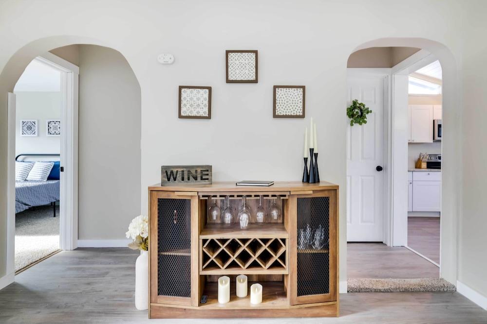 Spacious & Sleek Poconos Home: Community Amenities