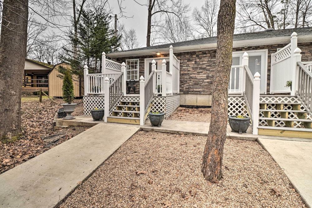 Riverside Studio: Trophy Trout Fishing On-site