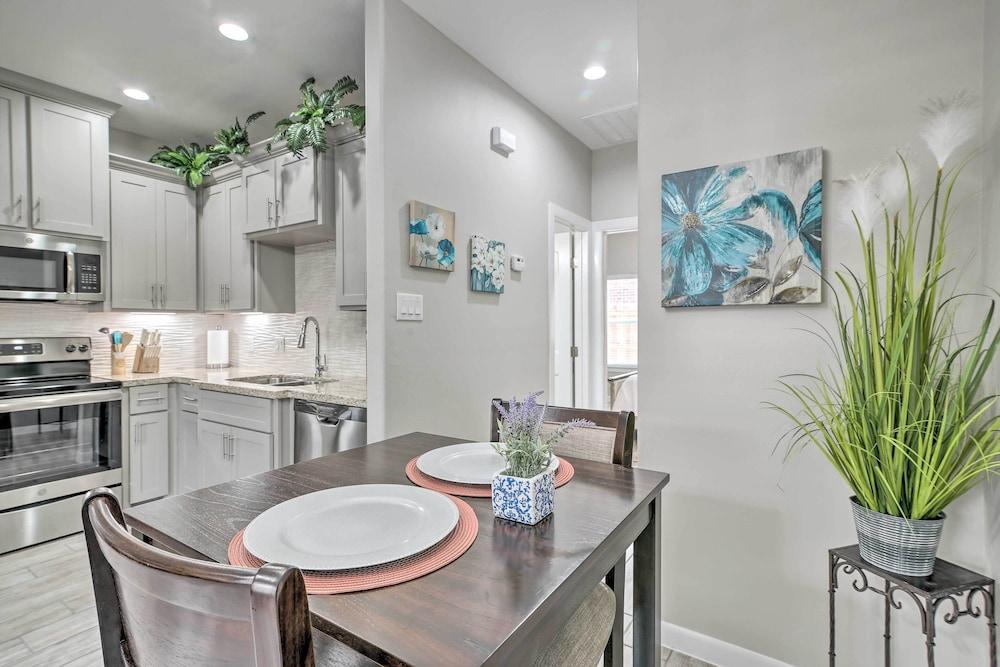 Charming Edinburg Apartment ~ 3 Mi to Dtwn!