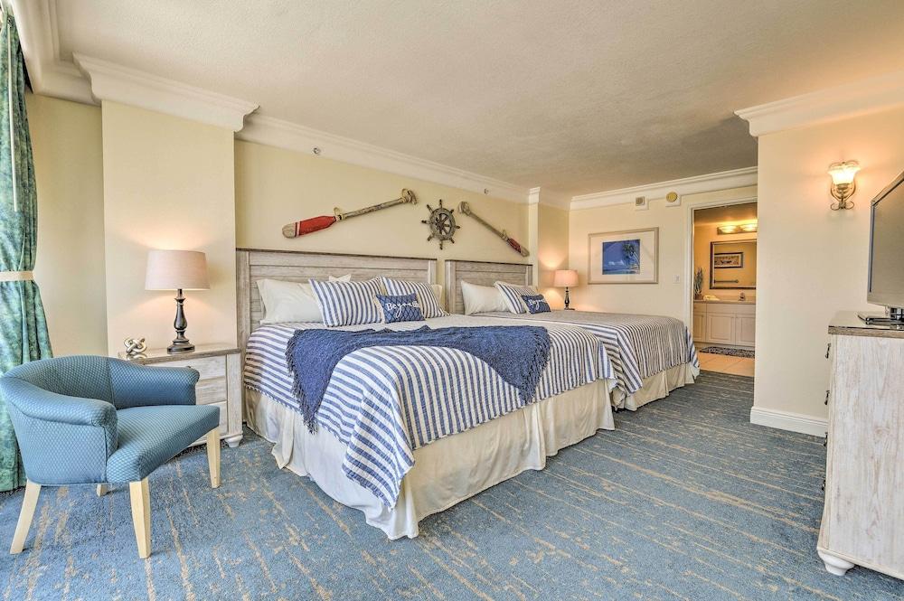 Daytona Beachfront Condo w/ Ocean View