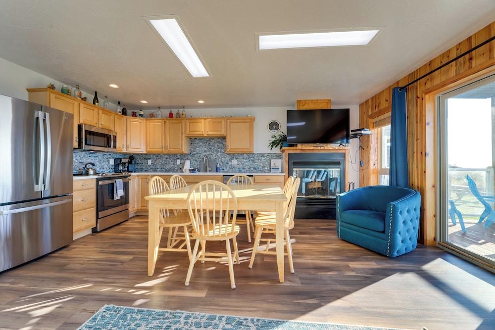 Sanderling Sea Cottages, Unit 10