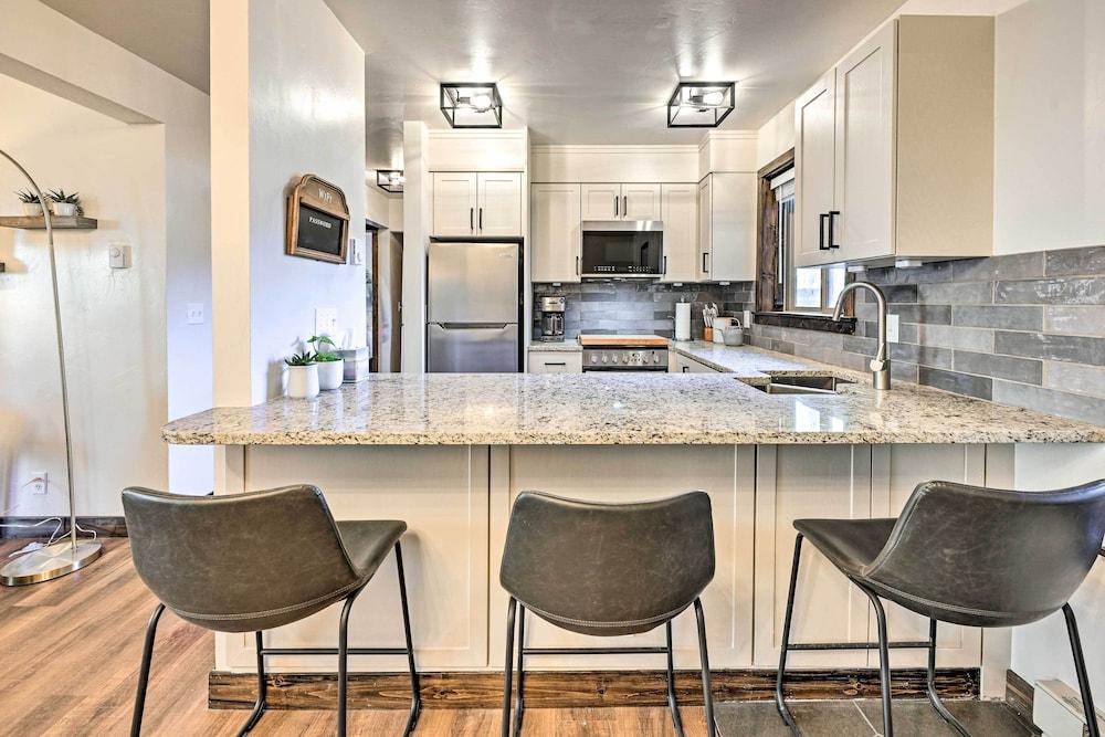 Chic 'hygge Hideaway' - 1 Mile to Ski Slopes!