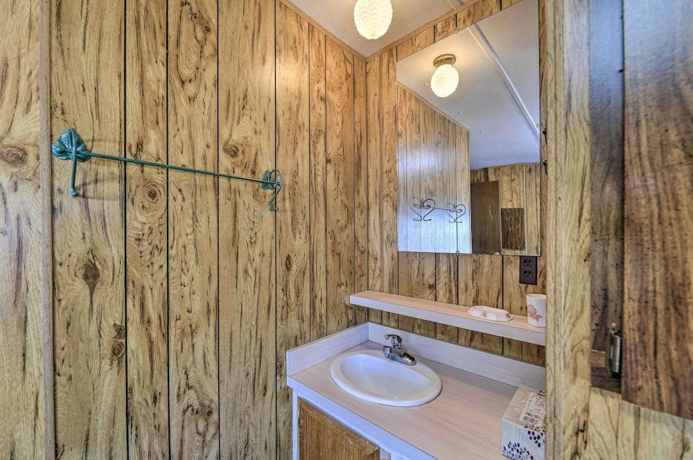 Pet-friendly Cabin w/ Dock: Fish & Explore!