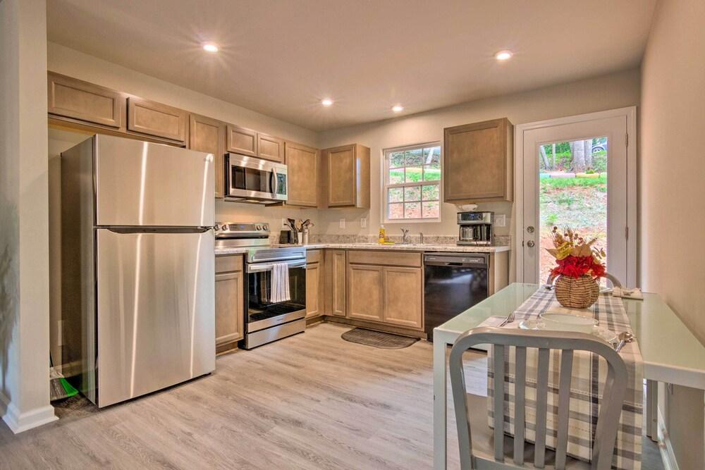 Morganton Home: Hiking Trails & Mtn Views!