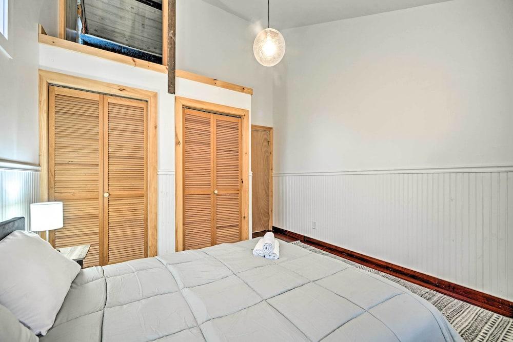 Upstate Hideaway by Hiking & Hunter Mountain!